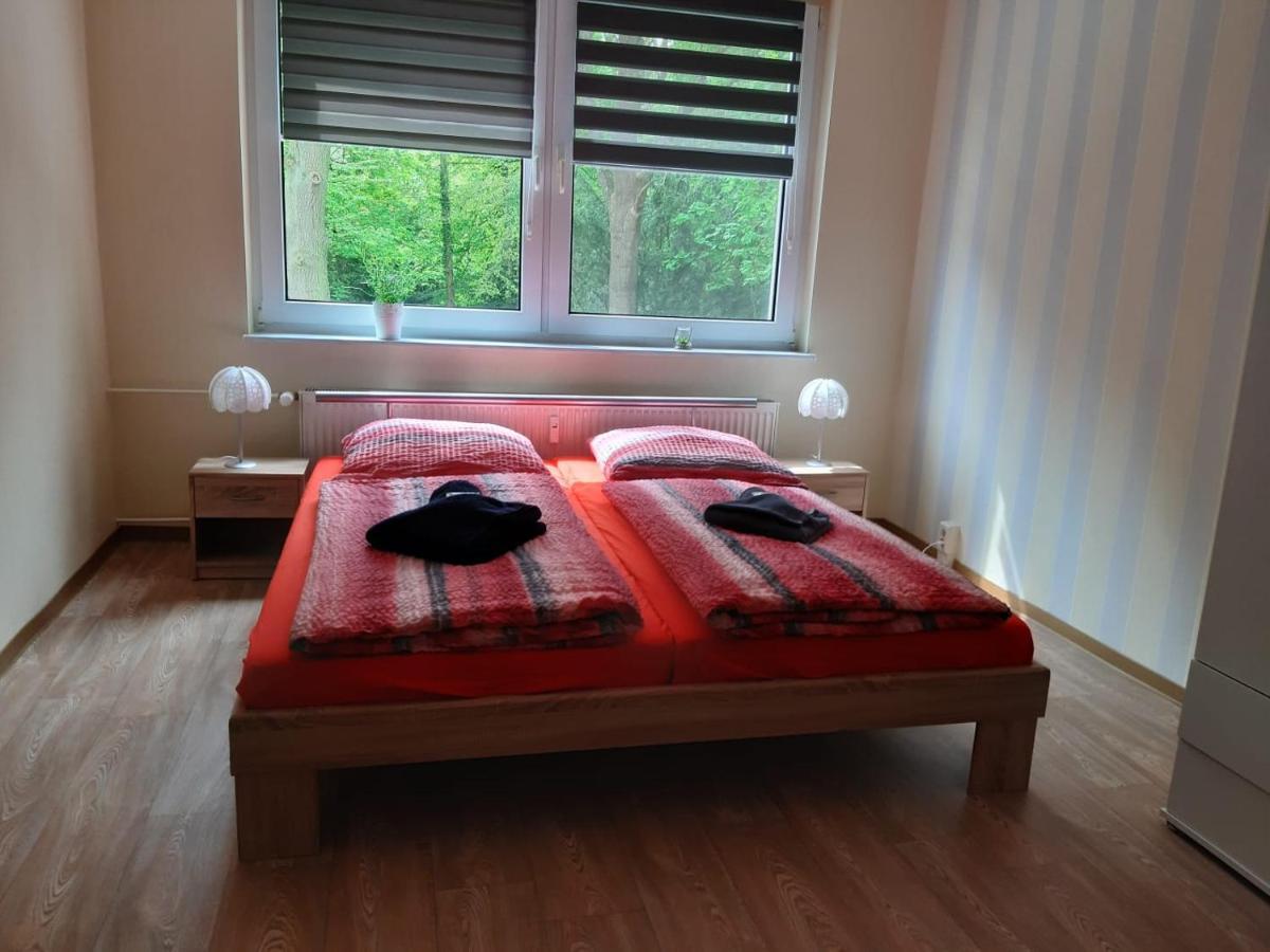 Ferienwohnung "Am Schlosspark" Neetzow Bagian luar foto