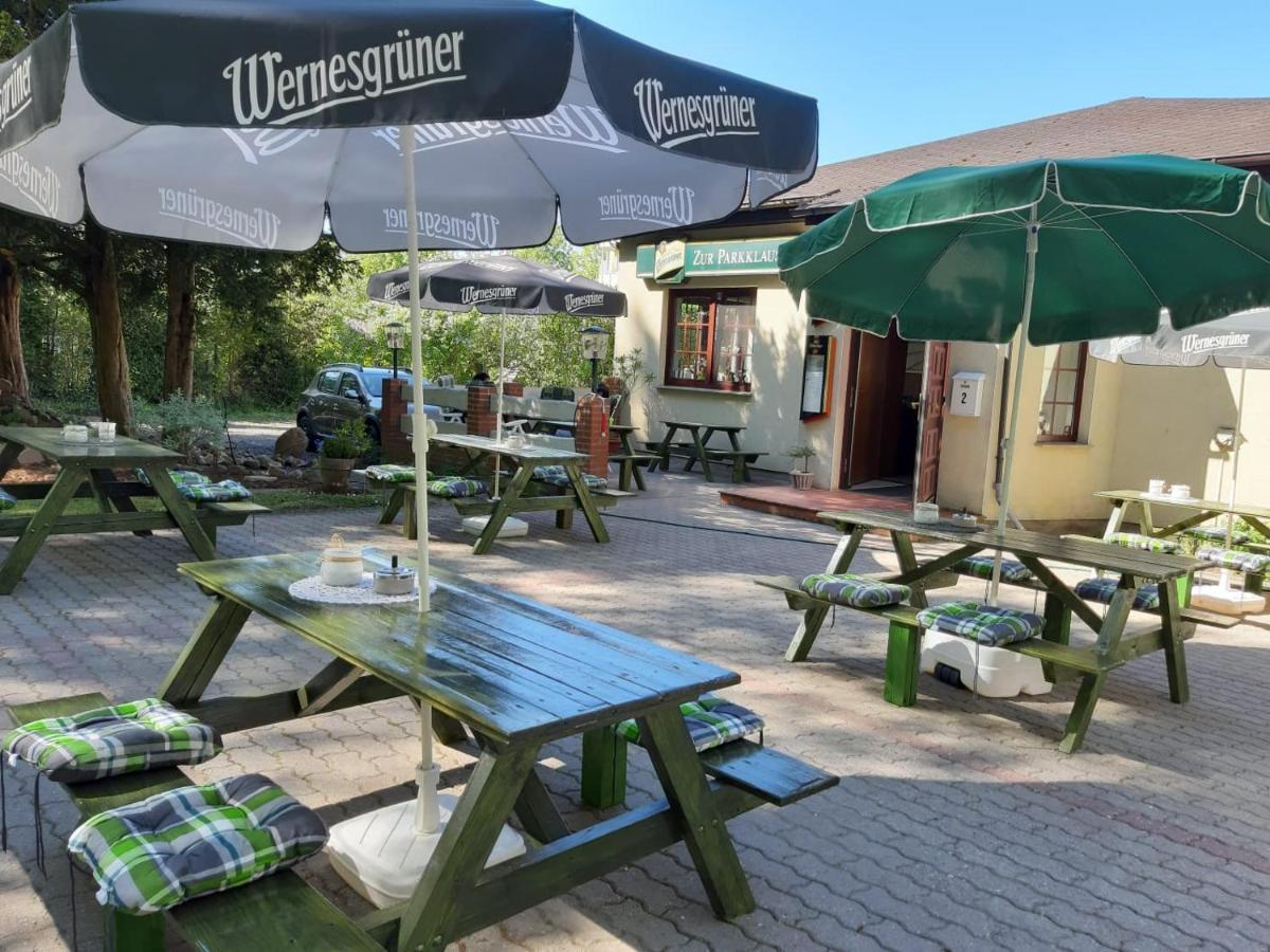 Ferienwohnung "Am Schlosspark" Neetzow Bagian luar foto