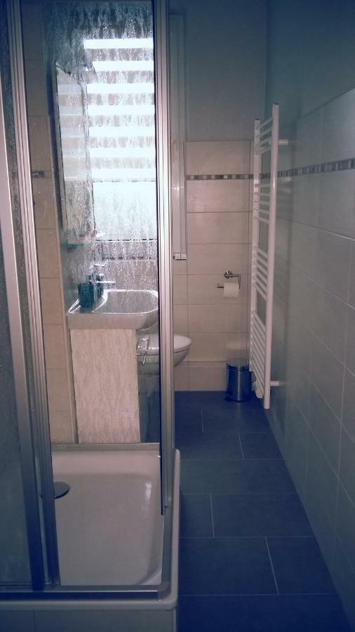 Ferienwohnung "Am Schlosspark" Neetzow Bagian luar foto